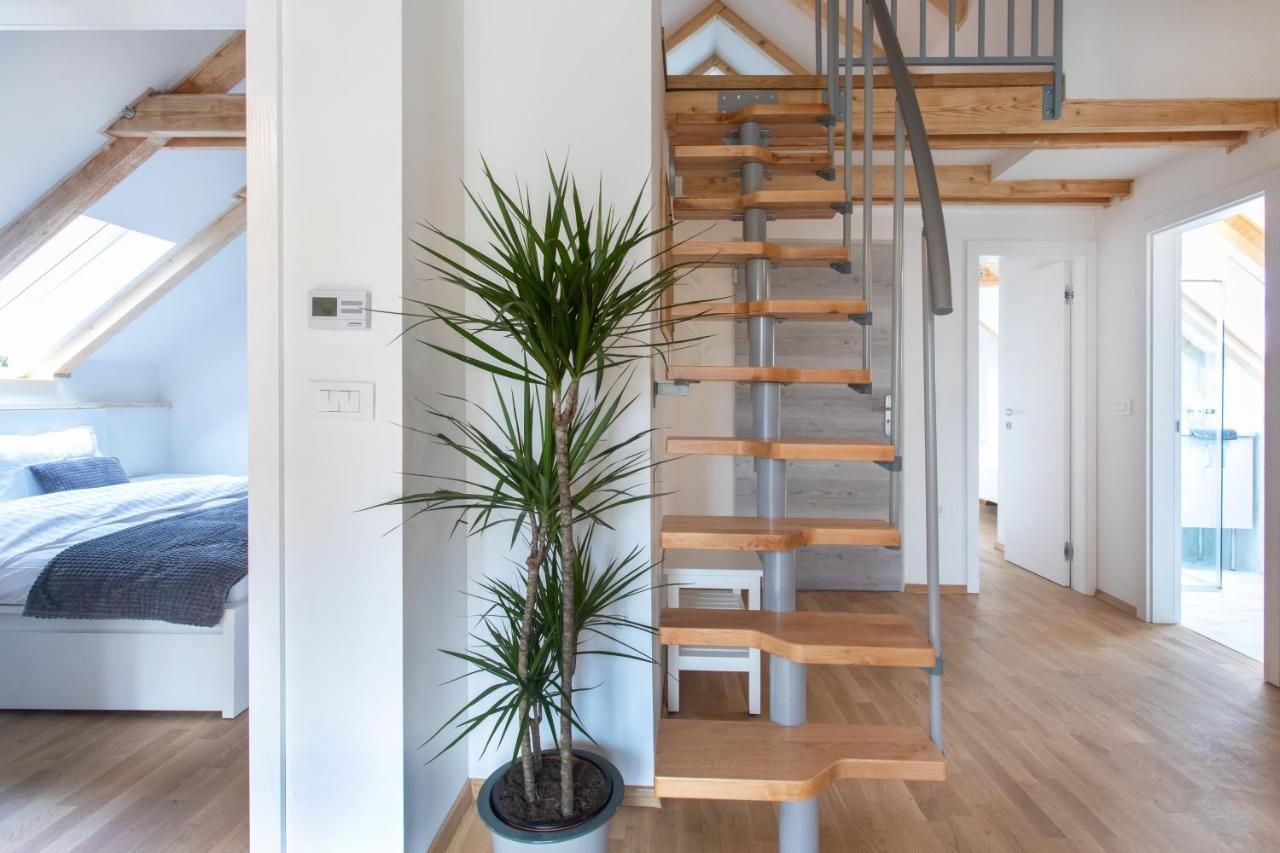 Bright & Spacious Loft In The Heart Of Old Town Ljubljana Bagian luar foto