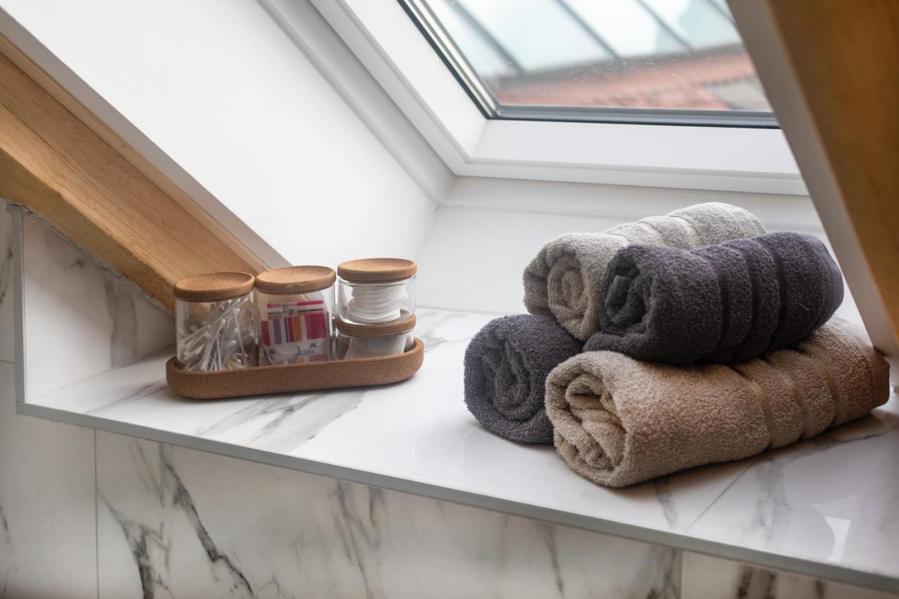 Bright & Spacious Loft In The Heart Of Old Town Ljubljana Bagian luar foto
