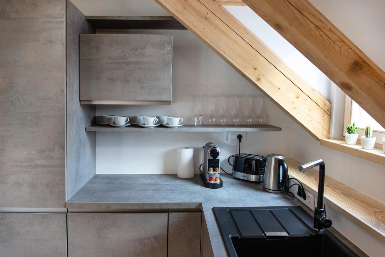 Bright & Spacious Loft In The Heart Of Old Town Ljubljana Bagian luar foto